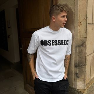 Nezapomeňte se u nás zastavit a omrknout krásné kousky od značky DSQUARED2, na které u nás nyní platí −50 % sleva 🖤✨ 📍...